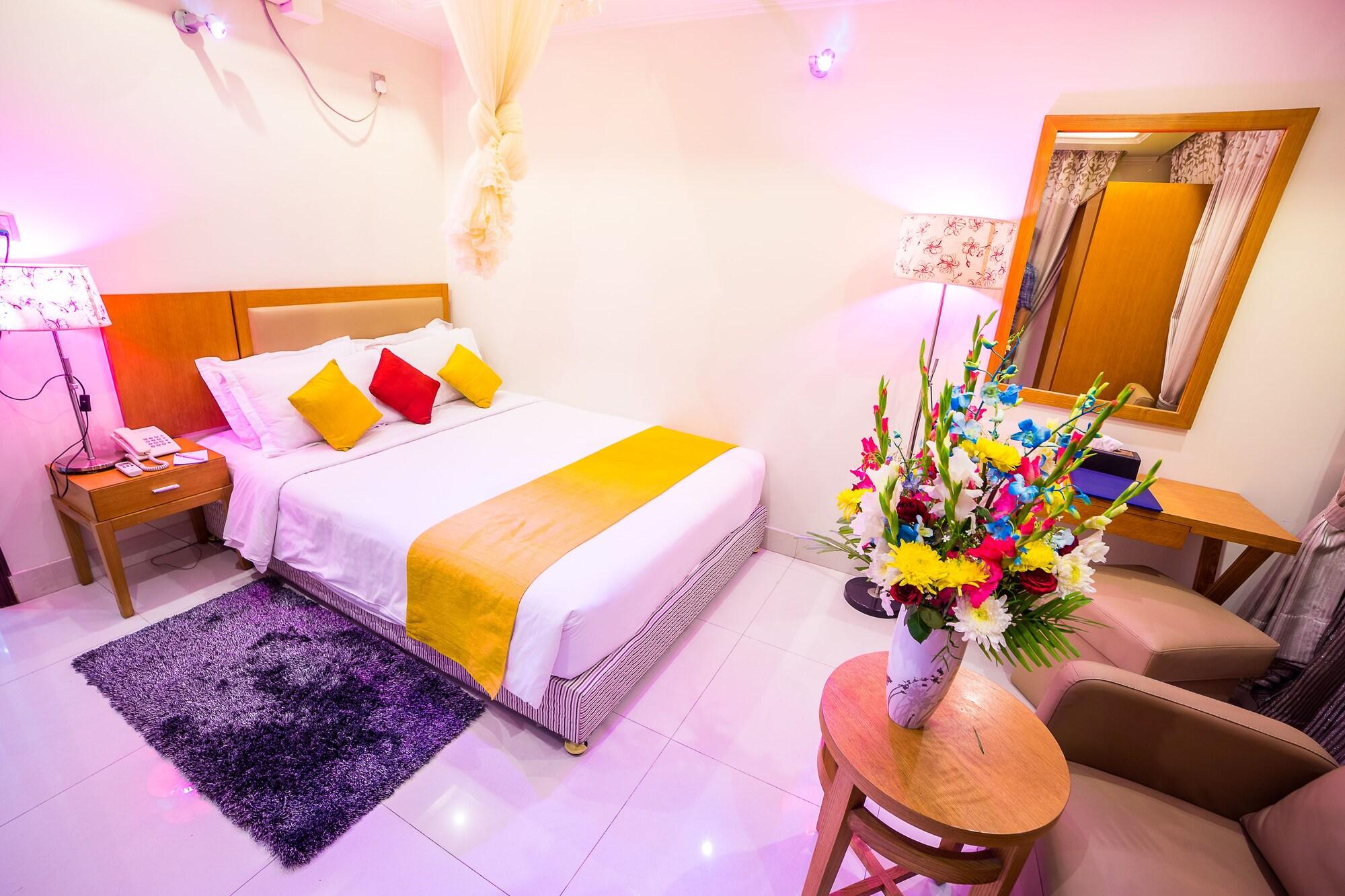 Nascent Gardenia Luxury Suites Dhaka Exterior photo