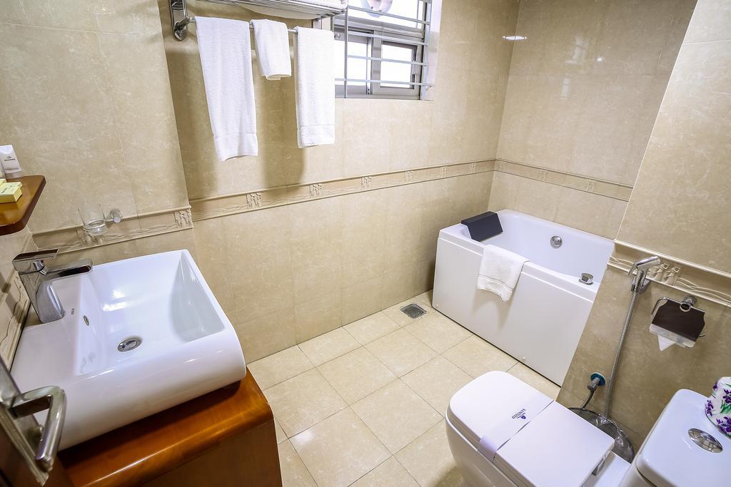 Nascent Gardenia Luxury Suites Dhaka Room photo