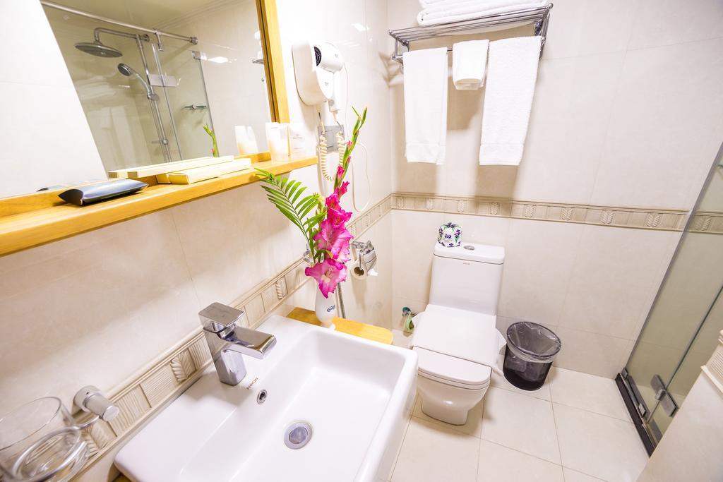 Nascent Gardenia Luxury Suites Dhaka Exterior photo