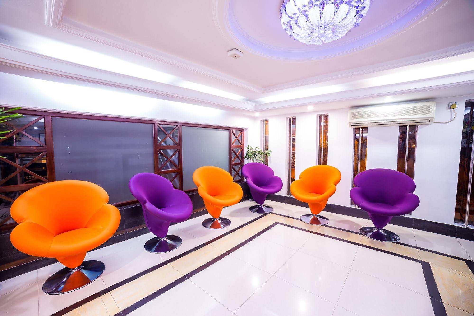 Nascent Gardenia Luxury Suites Dhaka Exterior photo