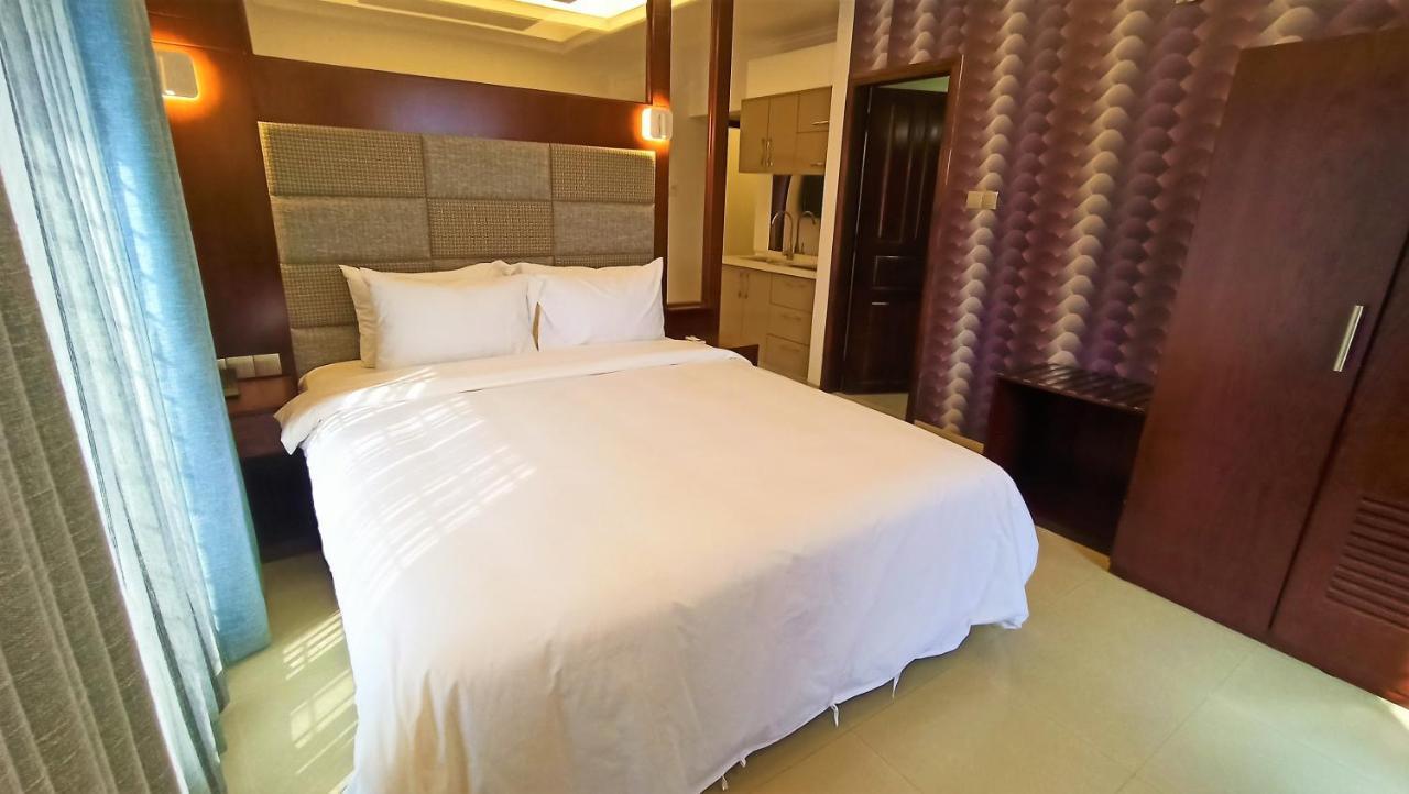 Nascent Gardenia Luxury Suites Dhaka Exterior photo